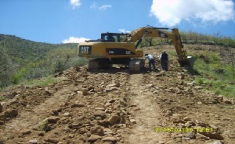 Ödemiş'te sulama hattı çalışmaları tam gaz